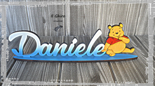 Nome in Legno Dipinto con WInnie The Pooh